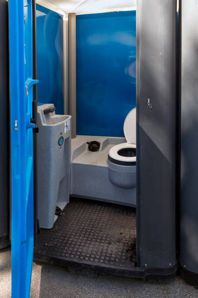 Best Porta potty cleaning services  in Delaware, OH